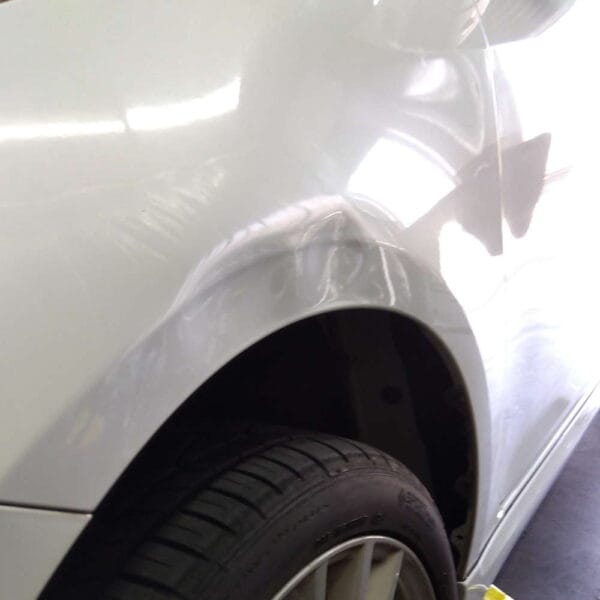 スイスポ フロントフェンダー